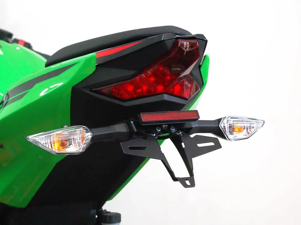 Schneller Versand Kennzeichenhalter IQ5 passend für Kawasaki Ninja 400, 250, Z400