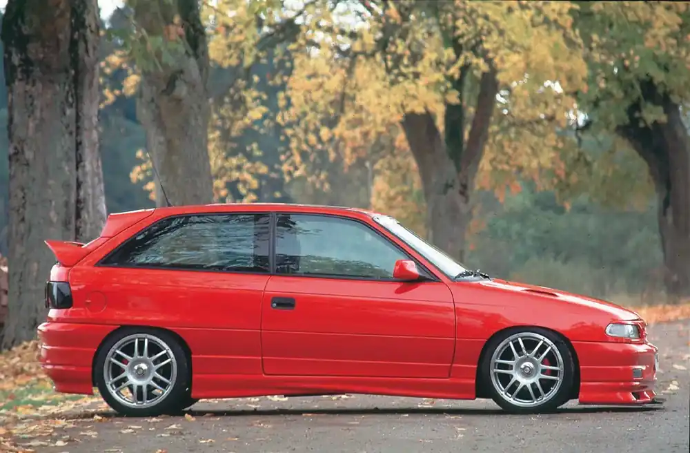 Rieger Seitenschweller links RT04 passend für Opel Astra F 3-tür. Garantierte Lieferung