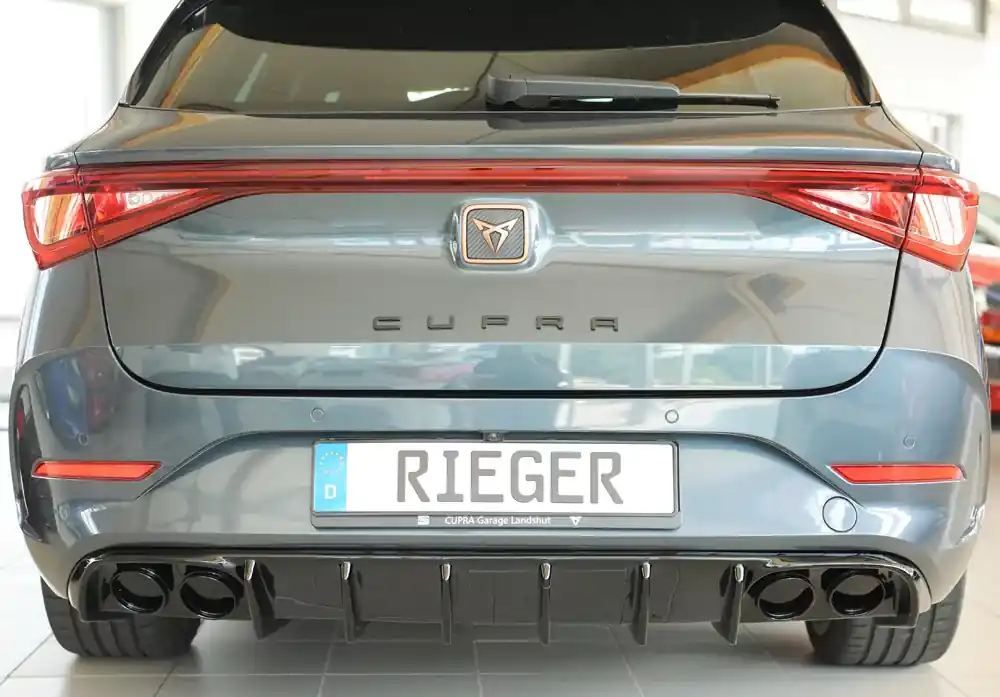 Beliebt Rieger Heckeinsatz passend für Cupra Leon (KL) ST mit AHK, ohne Endrohraussparung