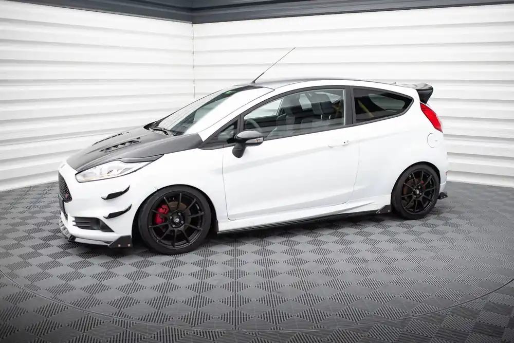 Seitenschweller Ansatz V.4 + Flaps passend für Ford Fiesta ST / ST-Line Mk7 Preisreduziert