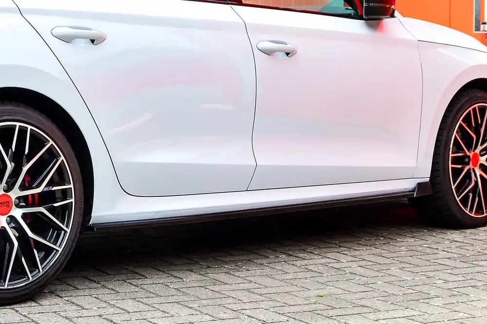 Cup Seitenschweller mit Wing vorne passend für Skoda Octavia RS NX Billig