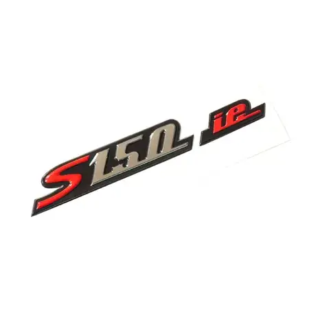 Direkt Vom Hersteller "Emblem Seitenhaube ""S 150 ie"" (zum Kleben) Vespa S 150 I.e. schwarz / chrom / rot"